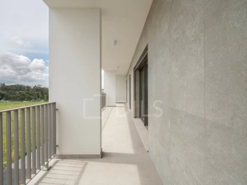 Apartamento T3 para Arrendamento em Lumiar