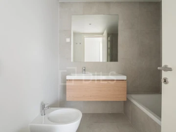 Apartamento T3 para Arrendamento em Lumiar