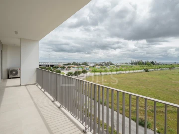 Apartamento T3 para Arrendamento em Lumiar
