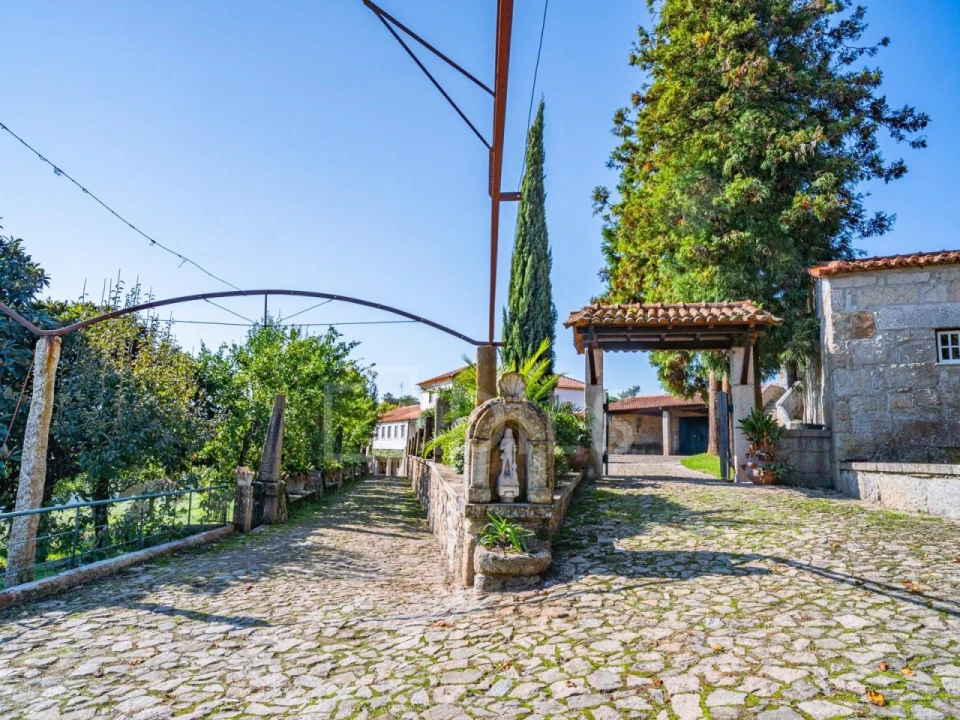 Quinta T8 para Venda em Manhente Foto 30