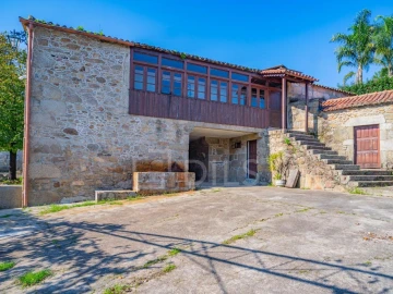 Quinta T8 para Venda em Manhente