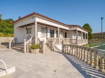 Quinta T8 para Venda em Manhente