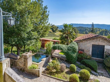 Quinta T8 para Venda em Manhente