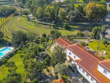 Quinta T8 para Venda em Manhente