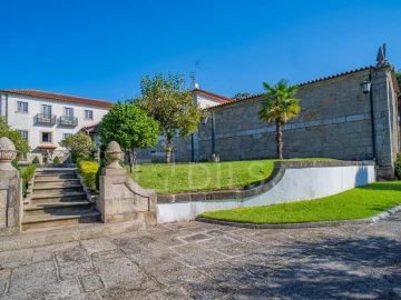 Quinta T8 para Venda em Manhente