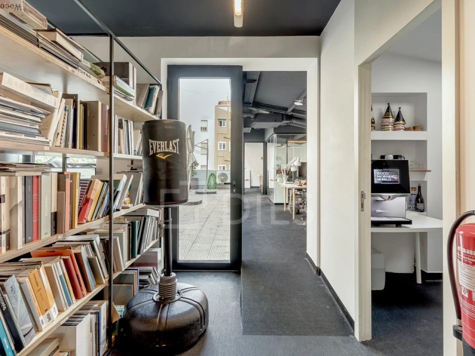 Loja para Arrendamento em Campo de Ourique Foto 17