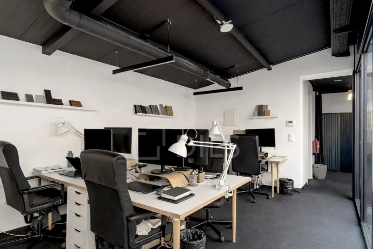 Loja para Arrendamento em Campo de Ourique Foto 7