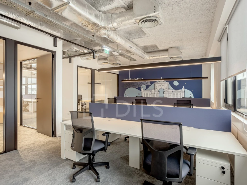 Escritório para Arrendamento em Campolide Foto 11
