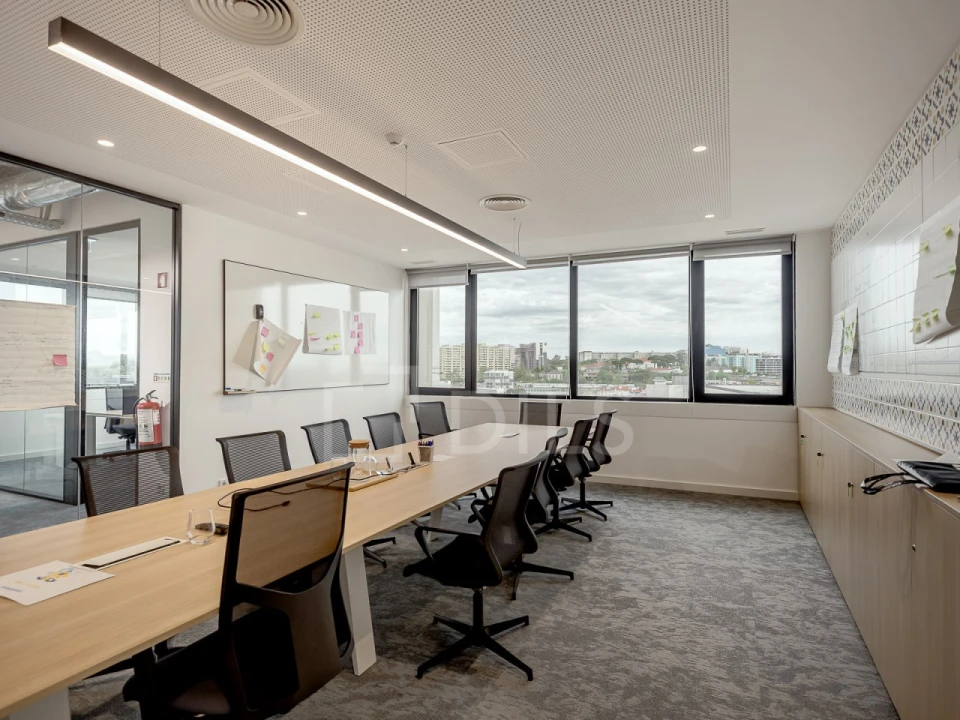 Escritório para Arrendamento em Campolide Foto 19