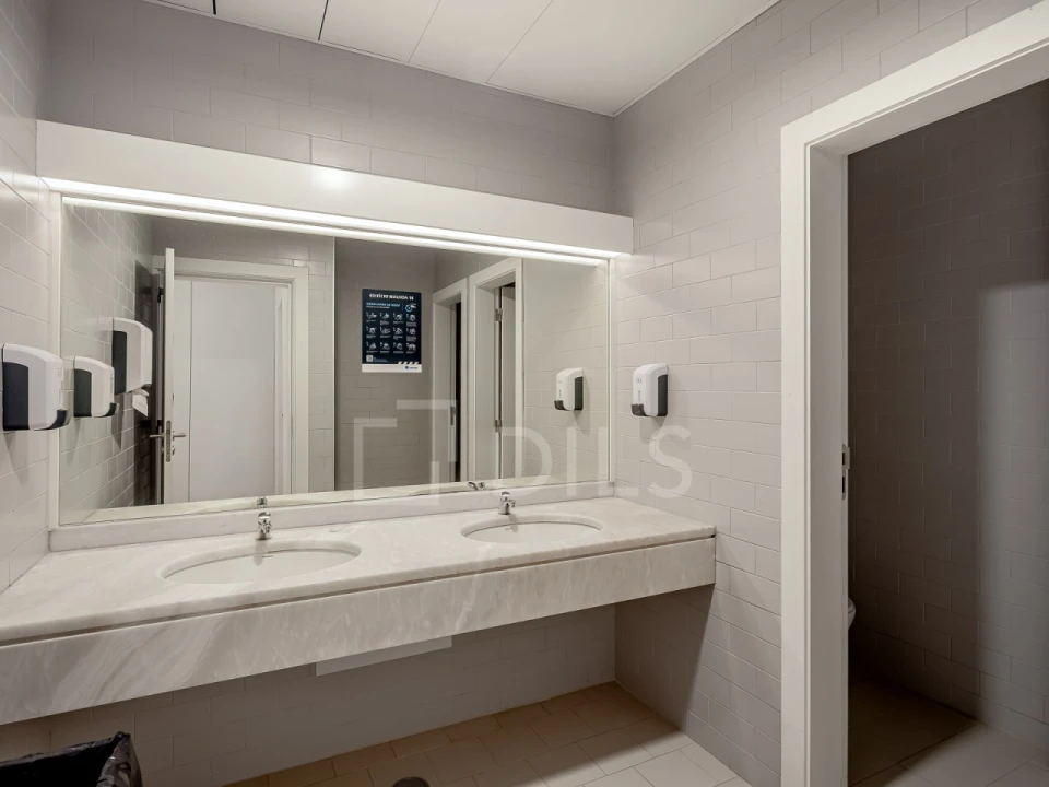 Escritório para Arrendamento em Campolide Foto 20