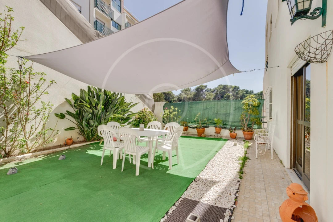 Apartamento T3 para Venda em Cascais e Estoril Foto 1