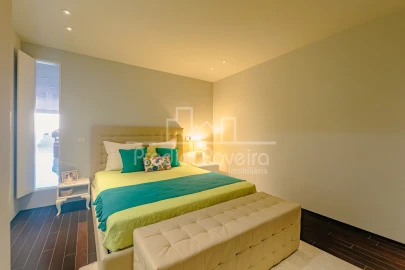 Apartamento T3 para Venda em Póvoa de Varzim, Beiriz e Argivai