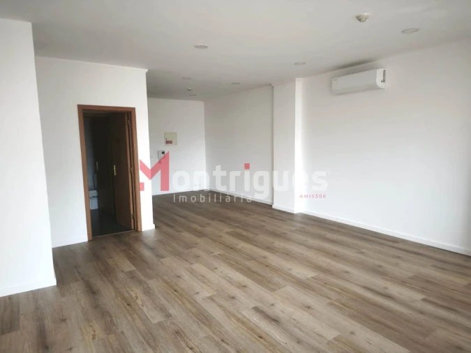 Escritório para Arrendamento em Avenidas Novas Foto 2