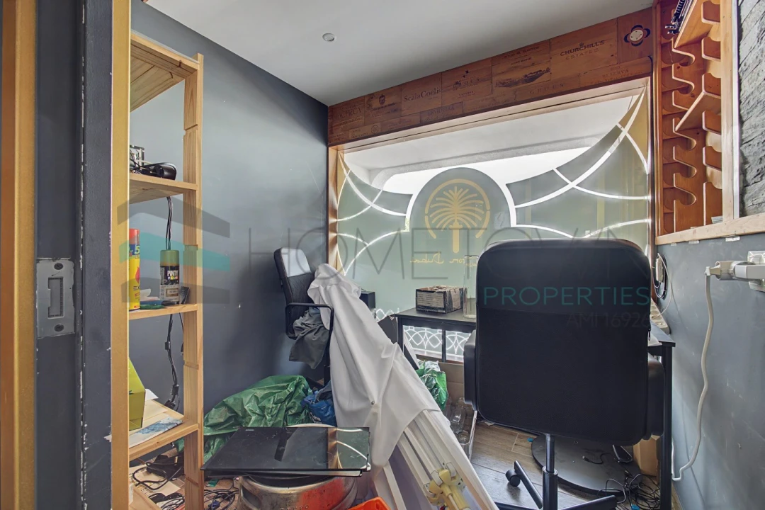 Negócio para Venda em Quarteira Foto 6