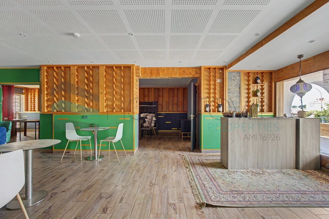 Negócio para Venda em Quarteira Foto 16