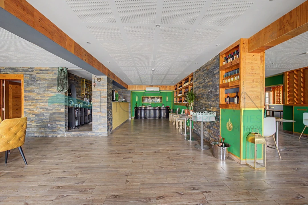 Negócio para Venda em Quarteira Foto 17