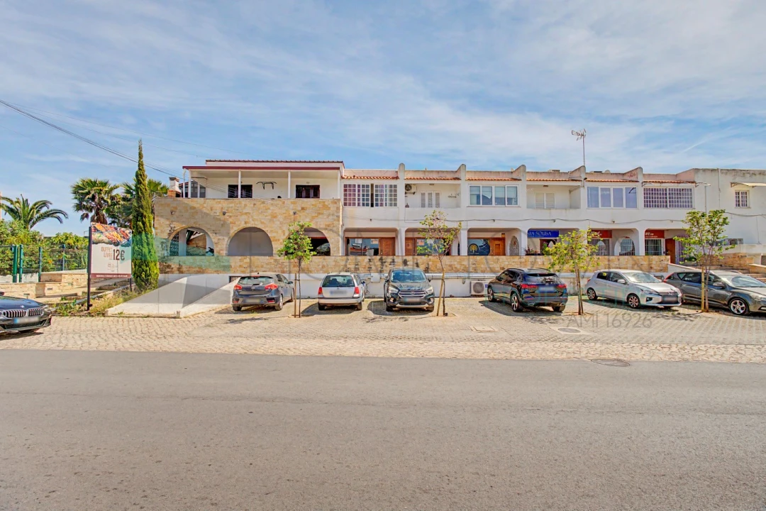 Negócio para Venda em Quarteira Foto 38