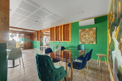 Negócio para Venda em Quarteira