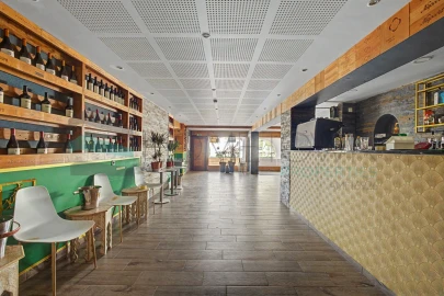 Negócio para Venda em Quarteira