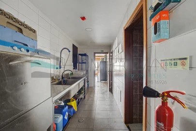Negócio para Venda em Quarteira