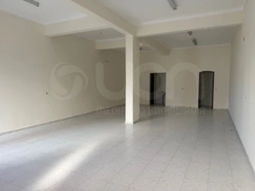 Loja para Venda em Cacém e São Marcos