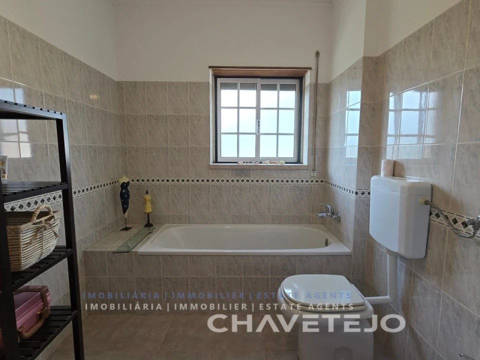 Moradia T4 para Venda em Serra e Junceira Foto 26