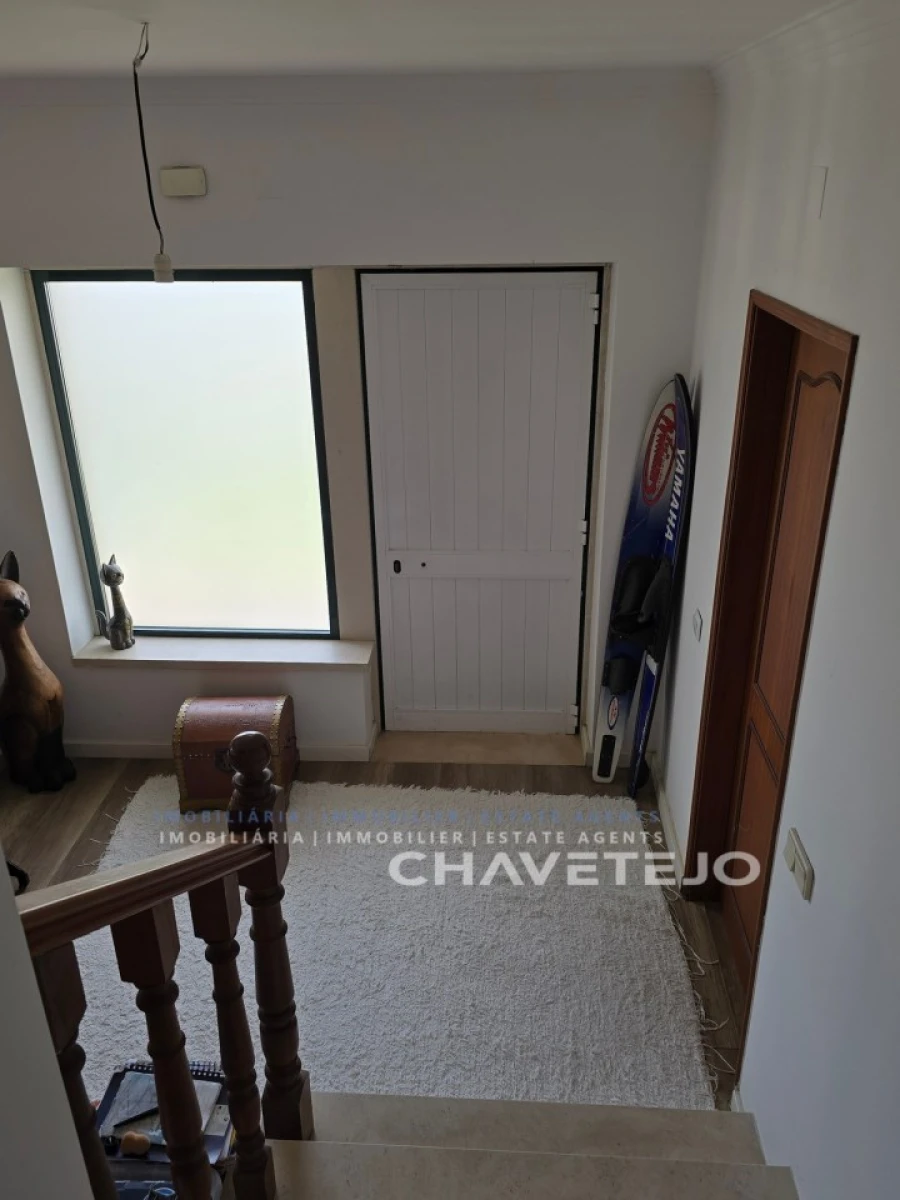 Moradia T4 para Venda em Serra e Junceira Foto 5