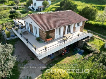 Moradia T3 para Venda em Aldeia do Mato e Souto