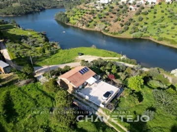 Moradia T3 para Venda em Aldeia do Mato e Souto