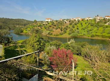 Moradia T3 para Venda em Aldeia do Mato e Souto