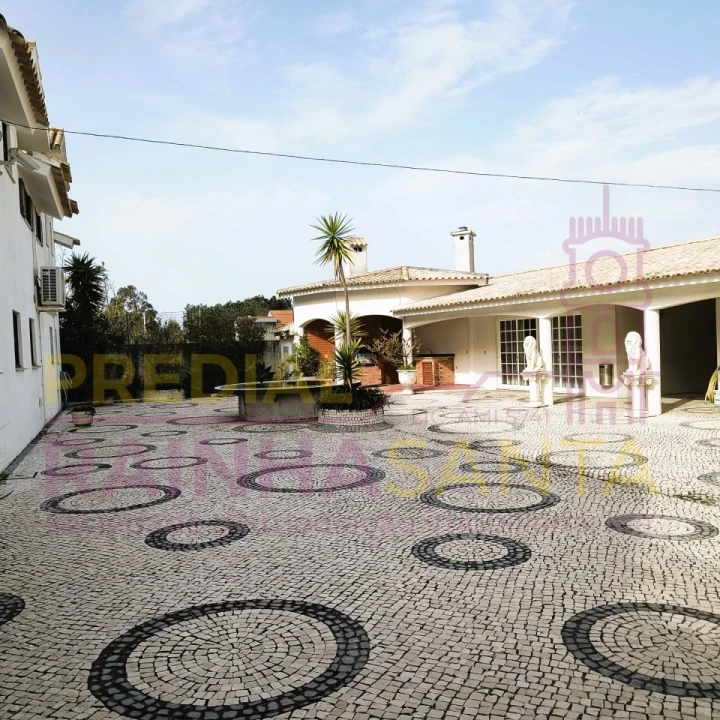 Moradia T6 para Venda em Gafanha da Nazaré Foto 1