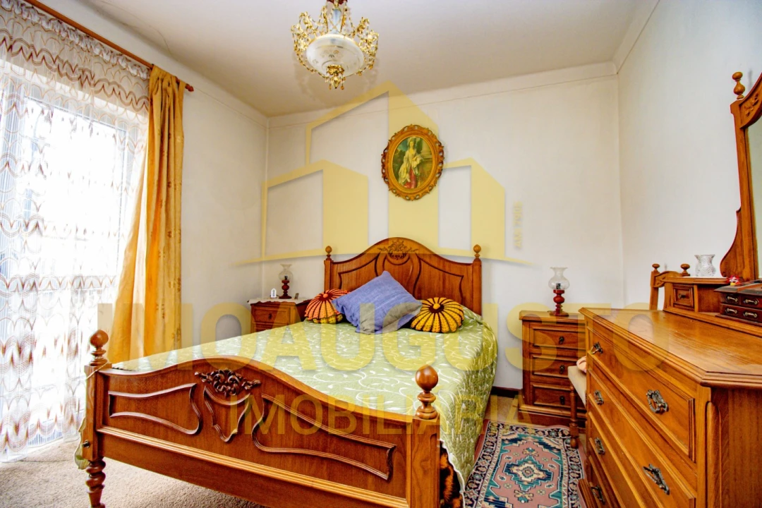 Moradia T2 para Venda em Nave de Haver Foto 11