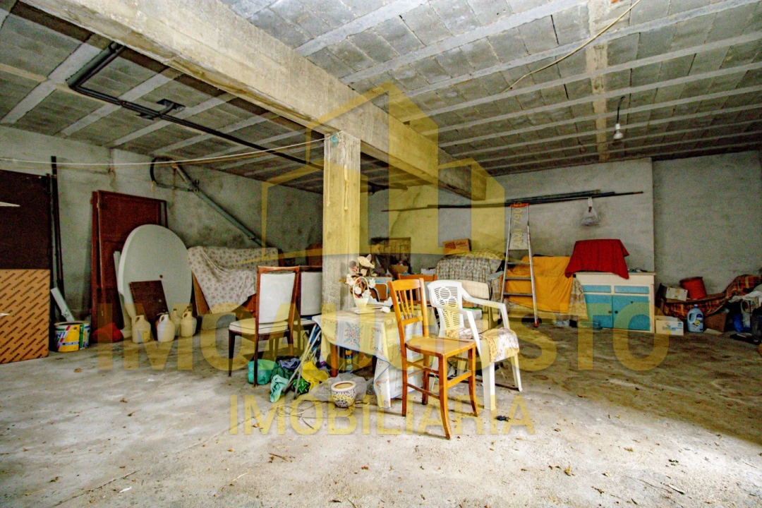 Moradia T2 para Venda em Nave de Haver Foto 20