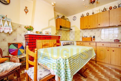 Moradia T2 para Venda em Nave de Haver