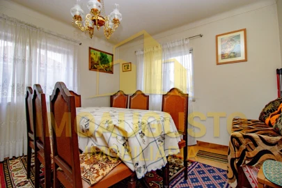 Moradia T2 para Venda em Nave de Haver