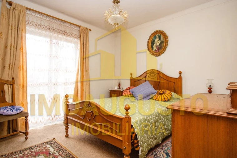 Moradia T2 para Venda em Nave de Haver Foto 12