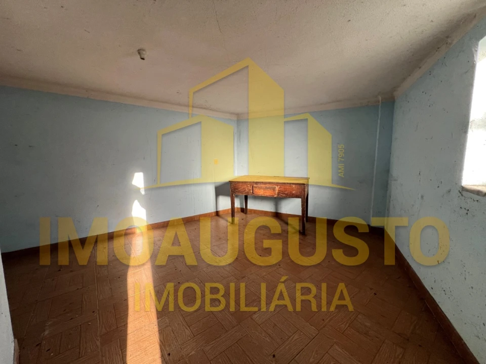 Moradia T2 para Venda em Marmeleiro Foto 3