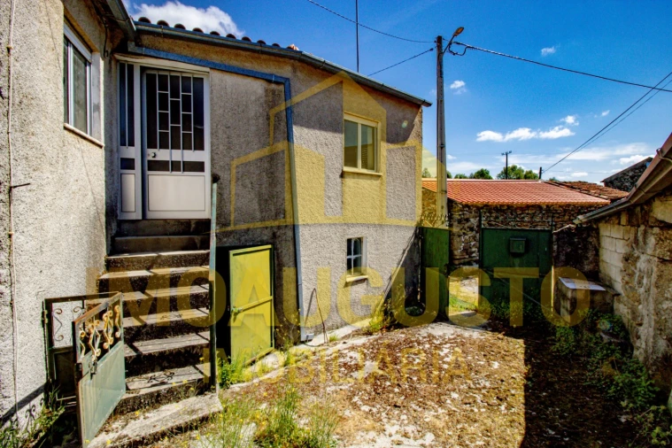 Moradia T2 para Venda em Marmeleiro Foto 2