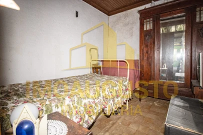 Moradia T3 para Venda em Freches e Torres