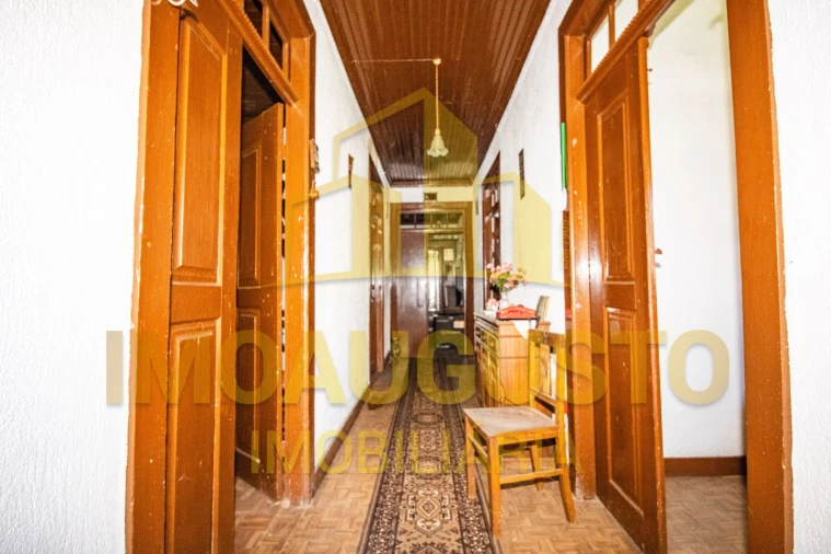 Moradia T3 para Venda em Freches e Torres Foto 3