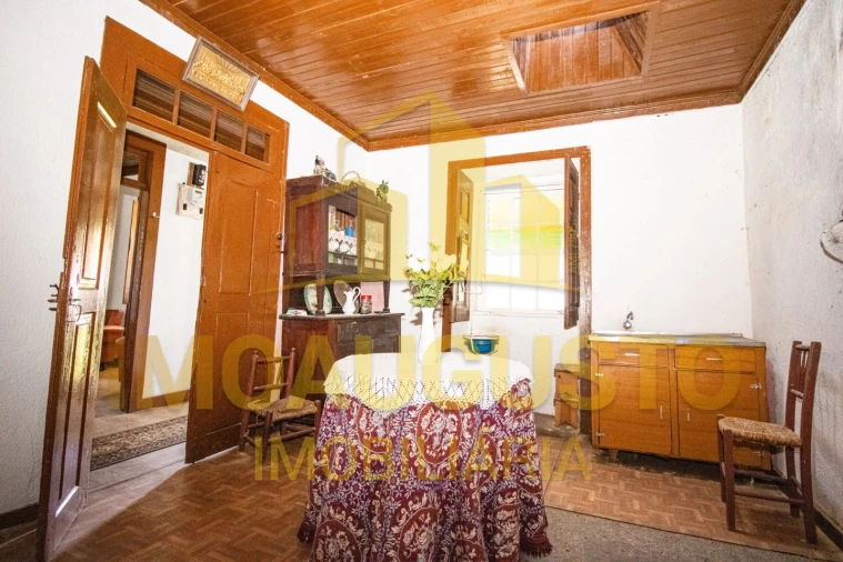 Moradia T3 para Venda em Freches e Torres Foto 5