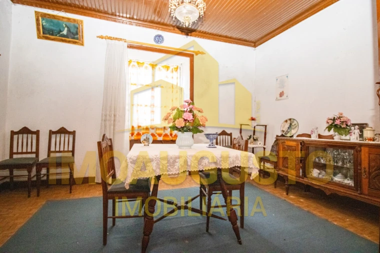 Moradia T3 para Venda em Freches e Torres Foto 6