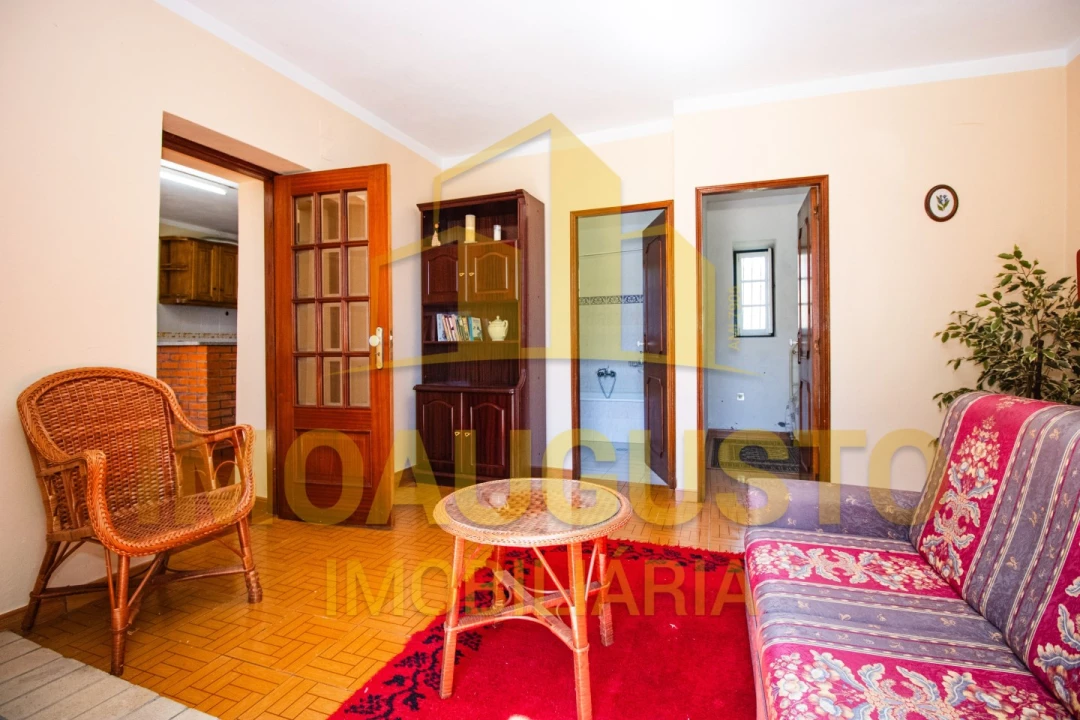 Moradia T4 para Venda em Baraçal Foto 12