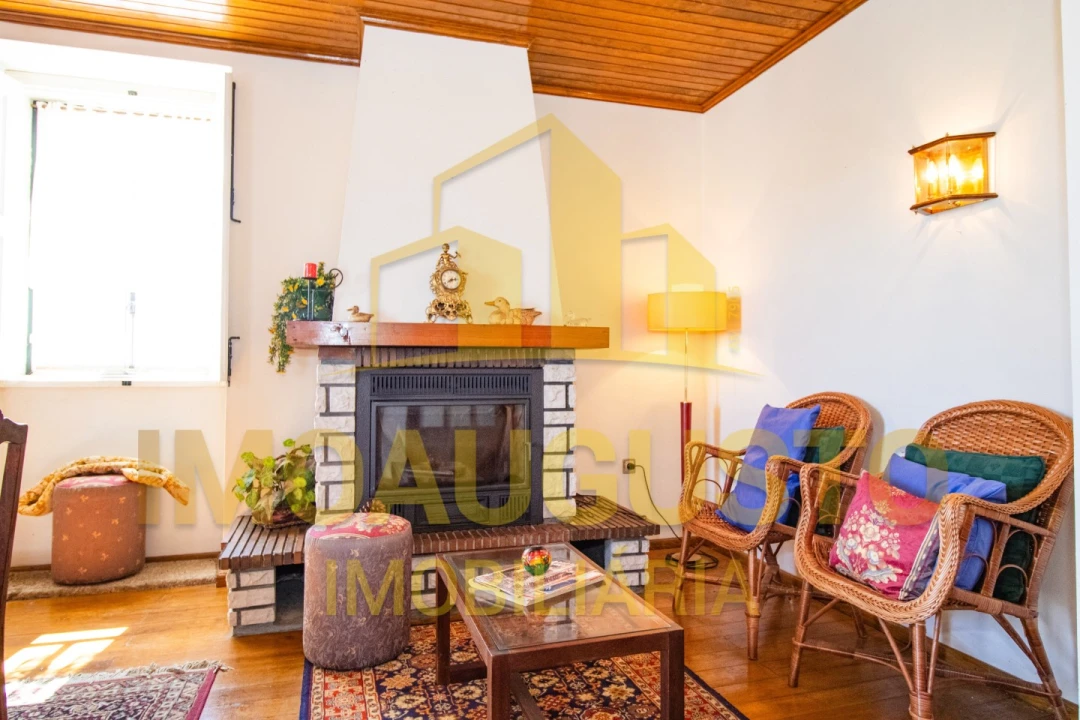 Moradia T4 para Venda em Baraçal Foto 17