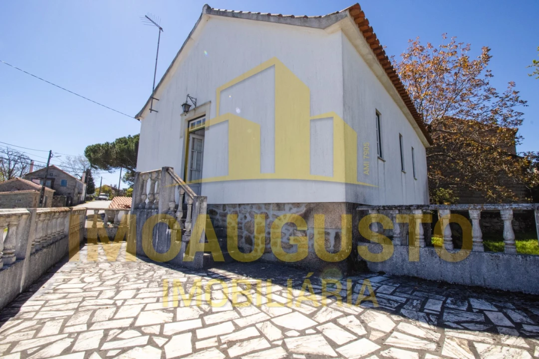 Moradia T4 para Venda em Baraçal Foto 25