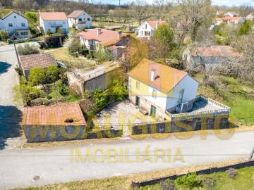 Moradia T4 para Venda em Baraçal