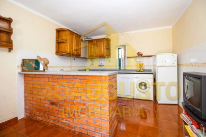 Moradia T4 para Venda em Baraçal