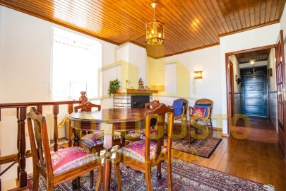 Moradia T4 para Venda em Baraçal