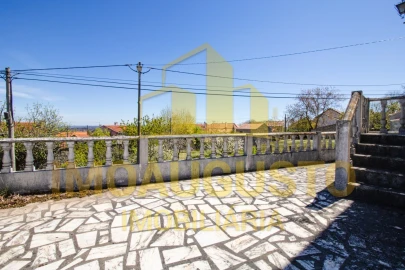 Moradia T4 para Venda em Baraçal