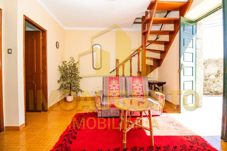 Moradia T4 para Venda em Baraçal Foto 10